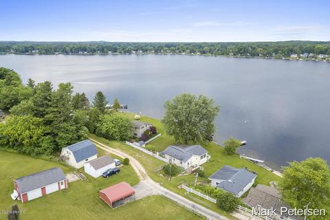 711 Thompson Dr, Stanton, MI 48888 photo 35