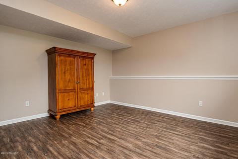 2775 Eckert Rd, Freeport, MI 49325 photo 30