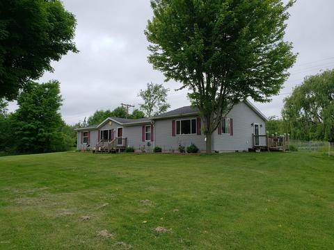 75638 48th Ave, Covert, MI 49043 photo 1