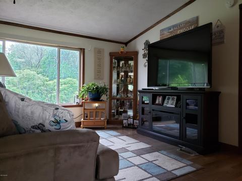 75638 48th Ave, Covert, MI 49043 photo 4