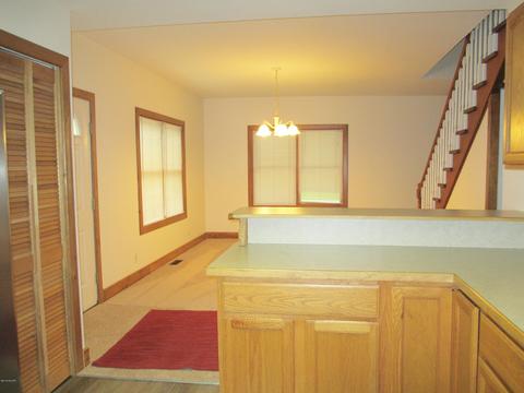 404 E 3rd St, Lawton, MI 49065 photo 11