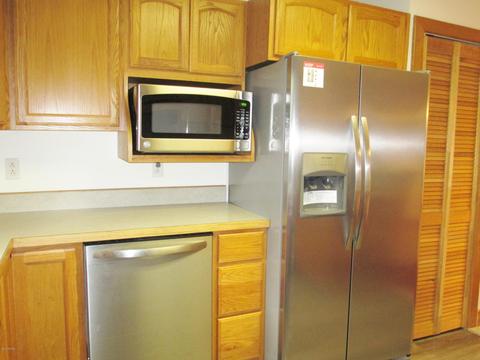404 E 3rd St, Lawton, MI 49065 photo 3