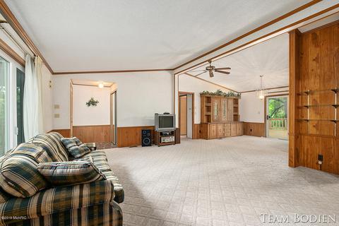 11015 Ware Rd, Lowell, MI 49331 photo 4