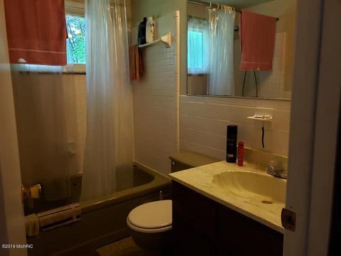 6067 E 2 Mile Rd, White Cloud, MI 49349 photo 17