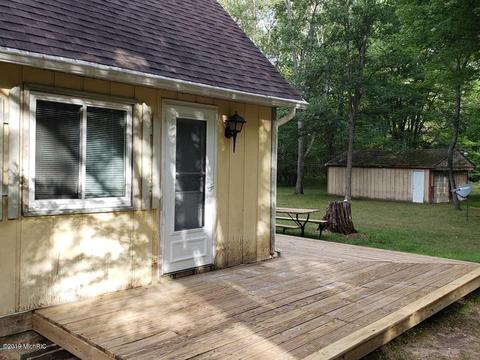 6067 E 2 Mile Rd, White Cloud, MI 49349 photo 9