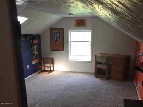 2211 Baseline Rd, Augusta, MI 49012 photo 18