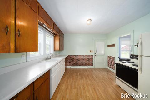 1652 W Sidney Rd, Sidney, MI 48885 photo 10