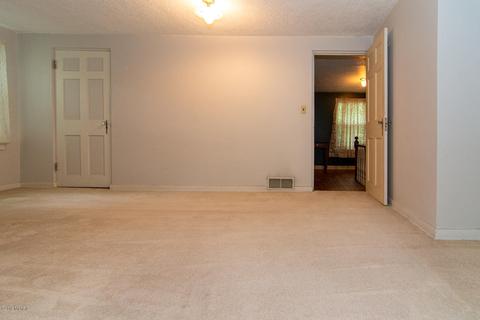 725 S 3rd St, Niles, MI 49120 photo 29