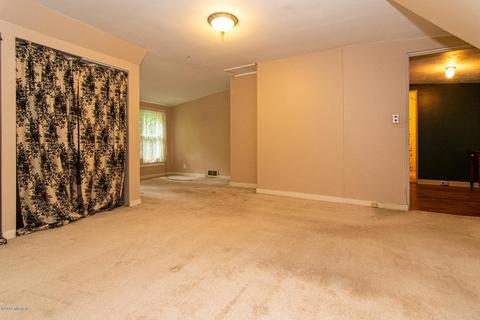 725 S 3rd St, Niles, MI 49120 photo 24