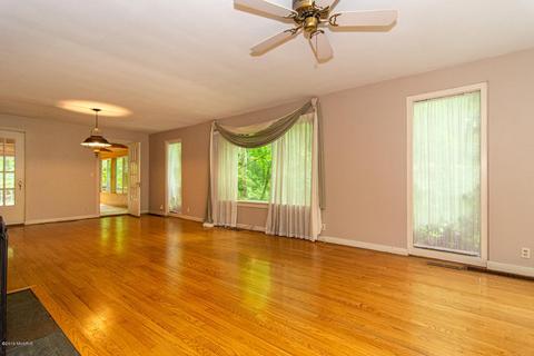 725 S 3rd St, Niles, MI 49120 photo 6