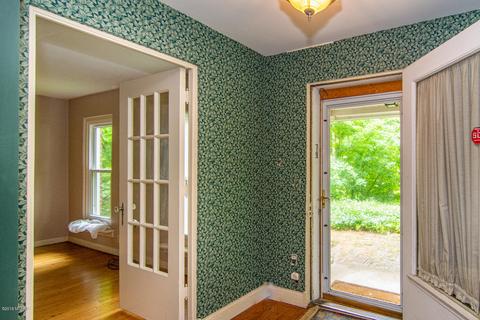 725 S 3rd St, Niles, MI 49120 photo 5