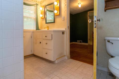 725 S 3rd St, Niles, MI 49120 photo 25