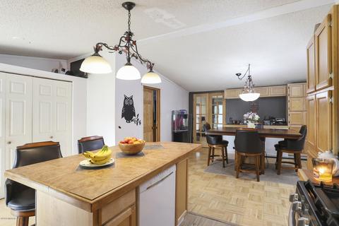 2208 E 95th St, Newaygo, MI 49337 photo 9