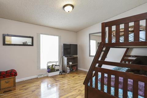 2208 E 95th St, Newaygo, MI 49337 photo 18