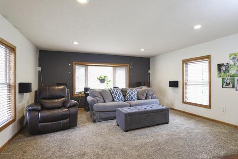 2208 E 95th St, Newaygo, MI 49337 photo 2