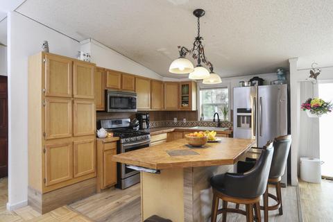2208 E 95th St, Newaygo, MI 49337 photo 10