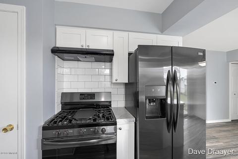 2130 Pine St, Jenison, MI 49428 photo 7