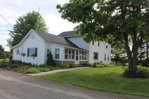 6492 E Stanton Rd, Stanton, MI 48888 photo 1
