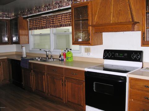 415 Centreville Rd, Constantine, MI 49042 photo 8