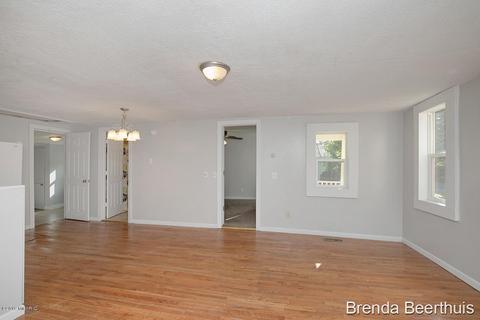11711 Old Belding Rd NE, Belding, MI 48809 photo 9