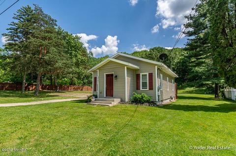 8810 Bennett St SE, Ada, MI 49301 photo 2