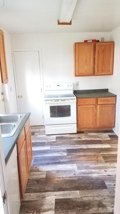 205 W Bennett St, Three Rivers, MI 49093 photo 8