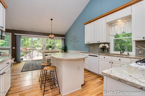 21 Deer Run Dr NE, Ada, MI 49301 photo 14