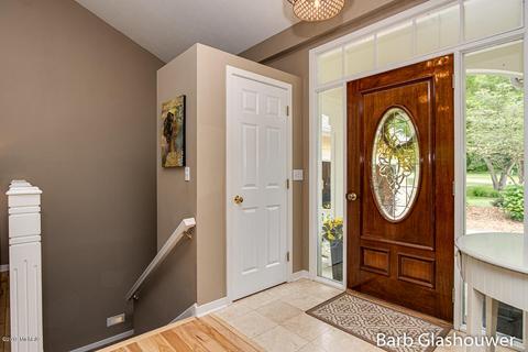 21 Deer Run Dr NE, Ada, MI 49301 photo 4