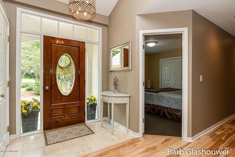 21 Deer Run Dr NE, Ada, MI 49301 photo 5