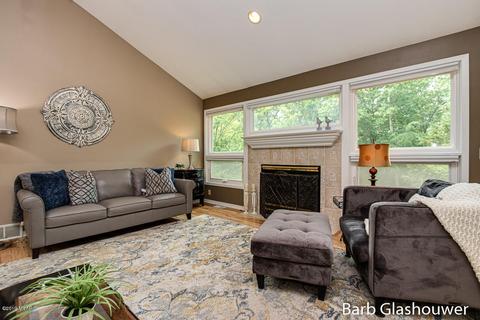 21 Deer Run Dr NE, Ada, MI 49301 photo 8