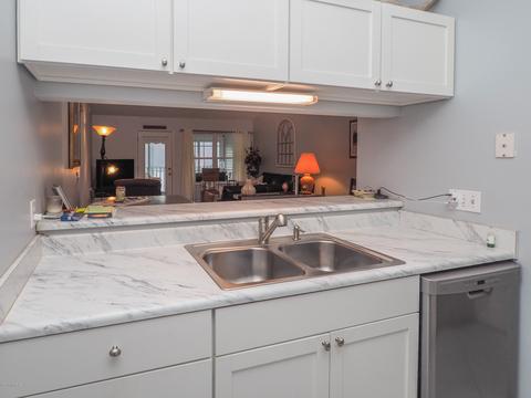 359 Westbrook Ct, Marshall, MI 49068 photo 8