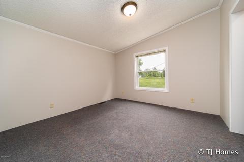 4730 Belding Rd, Belding, MI 48809 photo 12
