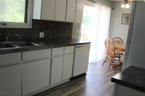 8478 Front, Fenwick, MI 48834 photo 26