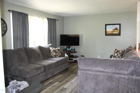8478 Front, Fenwick, MI 48834 photo 9