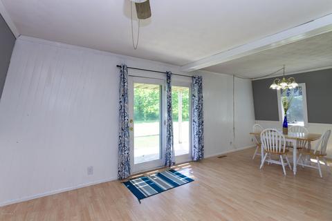 64709 Burgener Rd, Constantine, MI 49042 photo 4