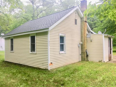 2609 E 8 Mile Rd, White Cloud, MI 49349 photo 6