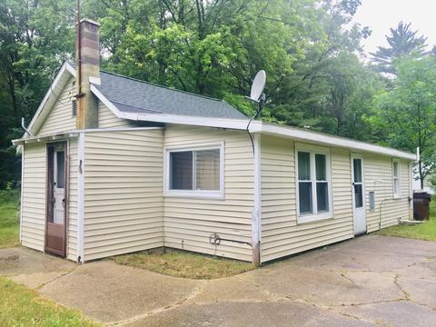 2609 E 8 Mile Rd, White Cloud, MI 49349 photo 1