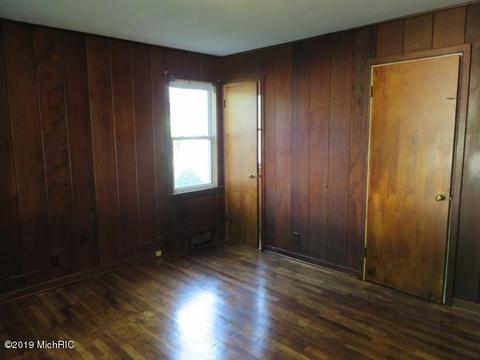 116 N Walker St, Bronson, MI 49028 photo 10
