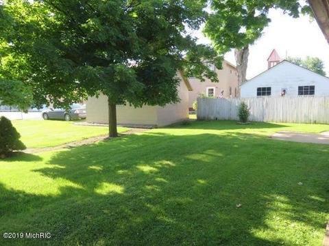 116 N Walker St, Bronson, MI 49028 photo 3