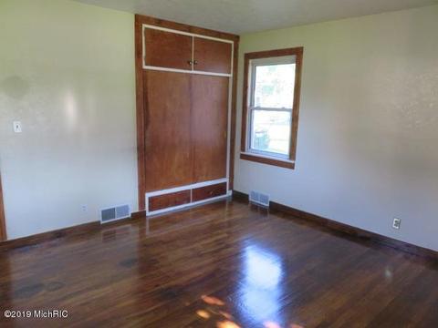 116 N Walker St, Bronson, MI 49028 photo 15