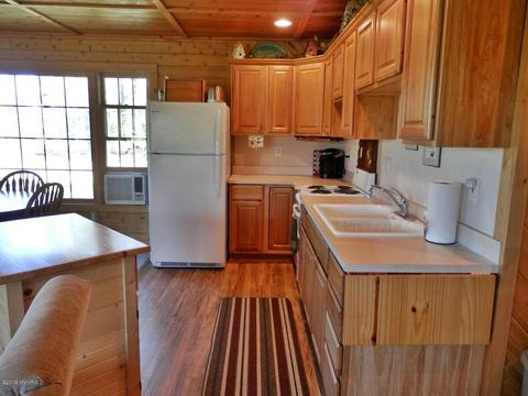 841 E 11 Mile Rd, Irons, MI 49644 photo 8