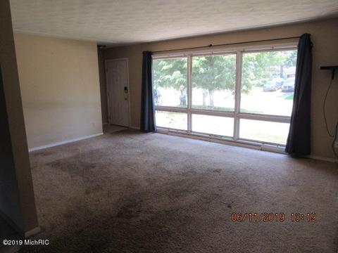 505 East Dr, Marshall, MI 49068 photo 6