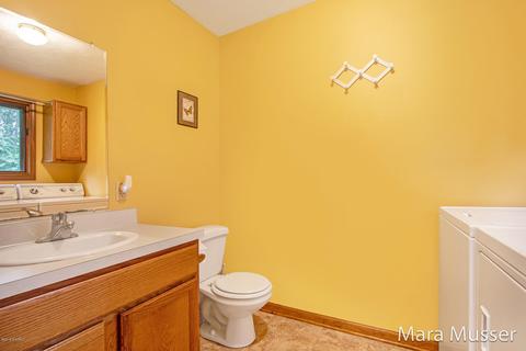 3647 20th St, Dorr, MI 49323 photo 8