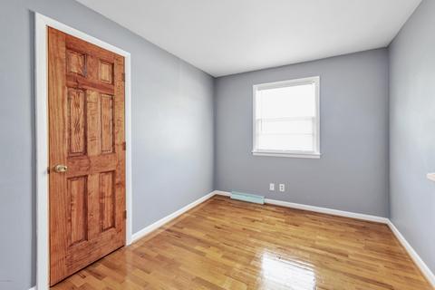 7619 Chickadee Dr, Jenison, MI 49428 photo 14