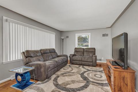 7619 Chickadee Dr, Jenison, MI 49428 photo 7