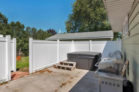 7619 Chickadee Dr, Jenison, MI 49428 photo 22