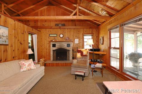 3094 Spruce Dr, Stanton, MI 48888 photo 5