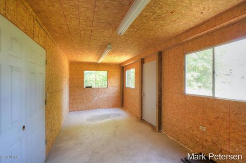 3094 Spruce Dr, Stanton, MI 48888 photo 22