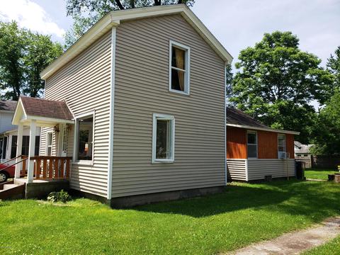 1207 Fifth St, Three Rivers, MI 49093 photo 1