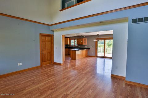 1067 E Beard Rd, Perry, MI 48872 photo 4